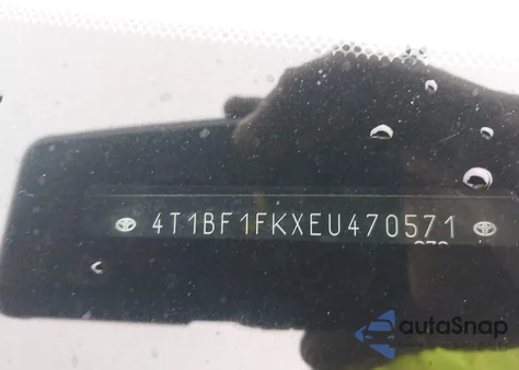 2014 Toyota Camry Se z USA, uszkodzony, nr VIN 4T1BF1FKXEU470571